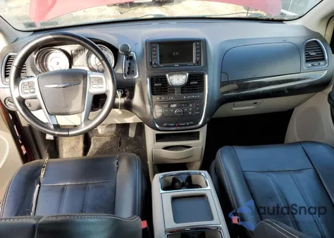 2012 Chrysler Town & Country Touring z USA, uszkodzony, nr VIN 2C4RC1BGXCR339700